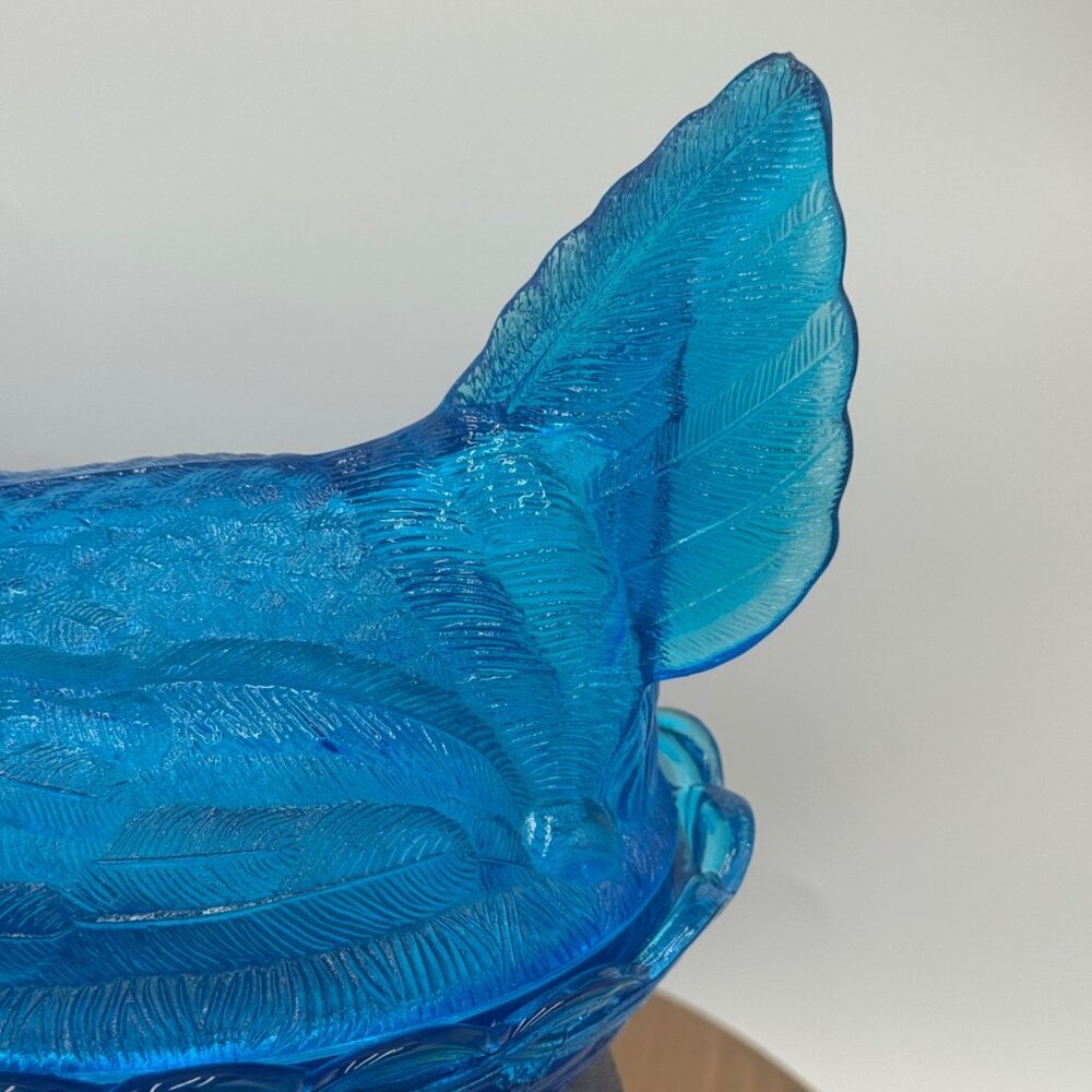 RARE COLOR Vintage LE Smith Horizon Blue Glass Hen On A Nest 6" Blue teal aqua M - Picture 5 of 13